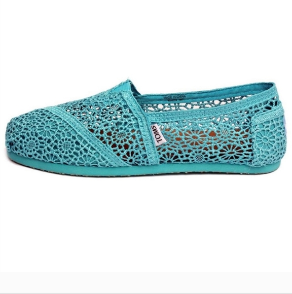 TOMS Crochet Classic Flats - Picture 1 of 9